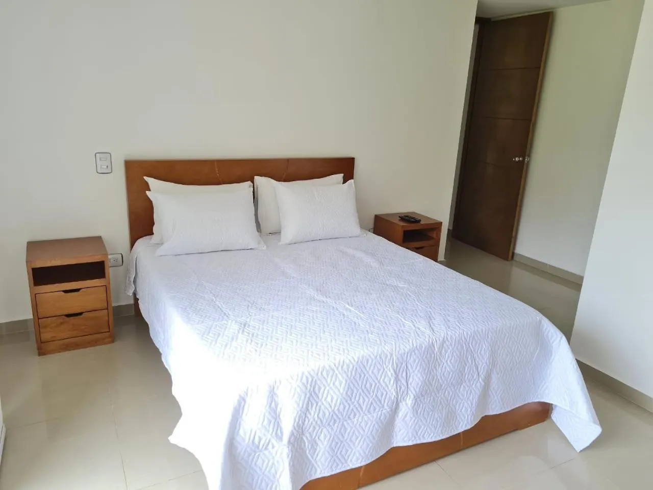 Apartment Amoblado Sabaneta 702 Manchester Colombia